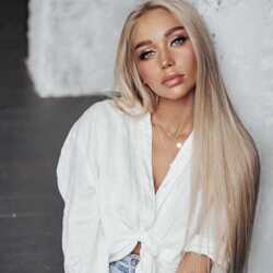 Шлюха Аврора 36344