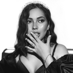 Шлюха Оля 46460