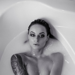 Шлюха Кира 36891