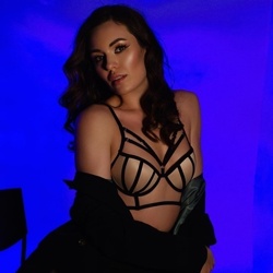 Шлюха Ира 46393