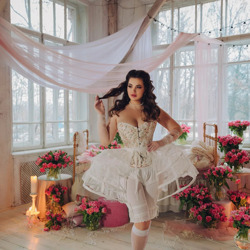 Шлюха Кира 44838